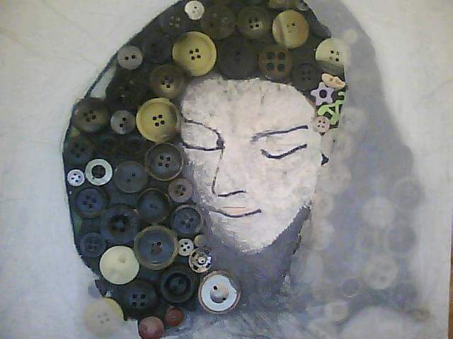 Autoritratto. bottoni. filo di lana. carta